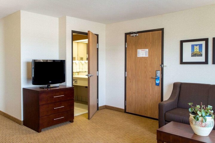 Room 20 of 68