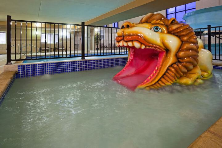 Pool 12 of 45