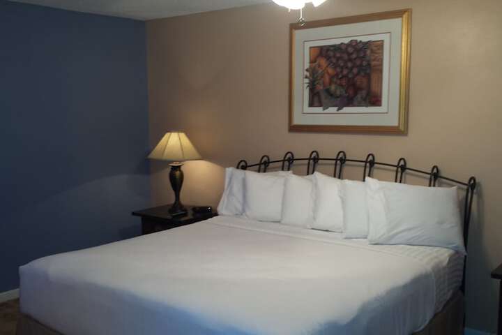 Room 15 of 19