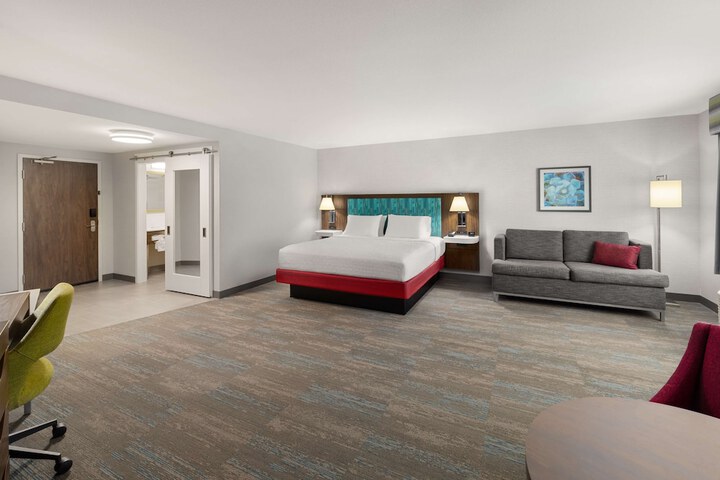Room 51 of 63