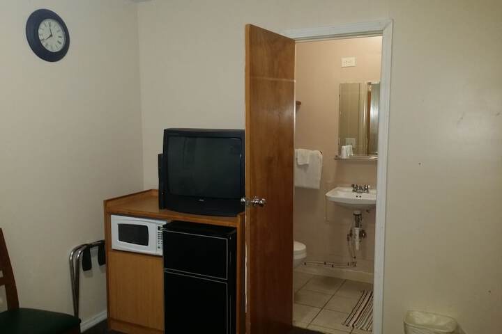 Rosemount Motel