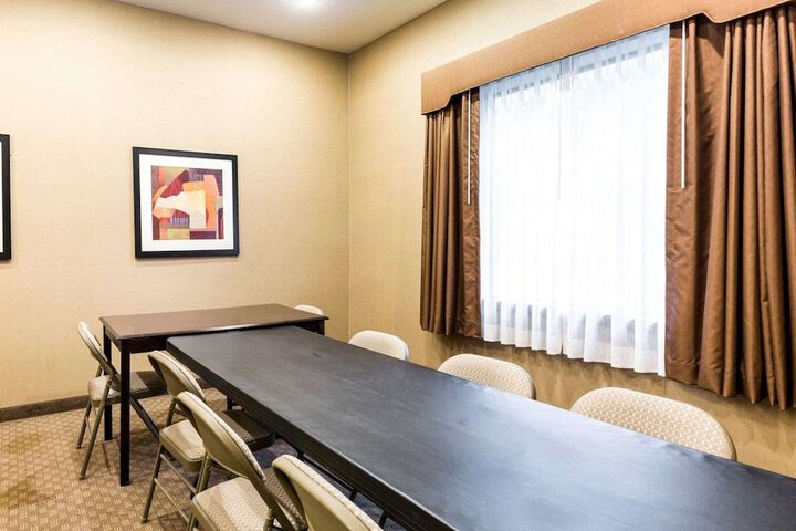 Comfort Inn & Suites Winnie