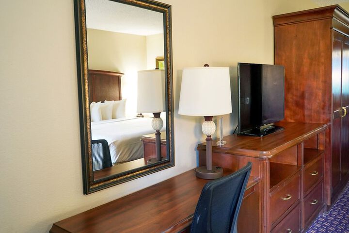 Room 16 of 59
