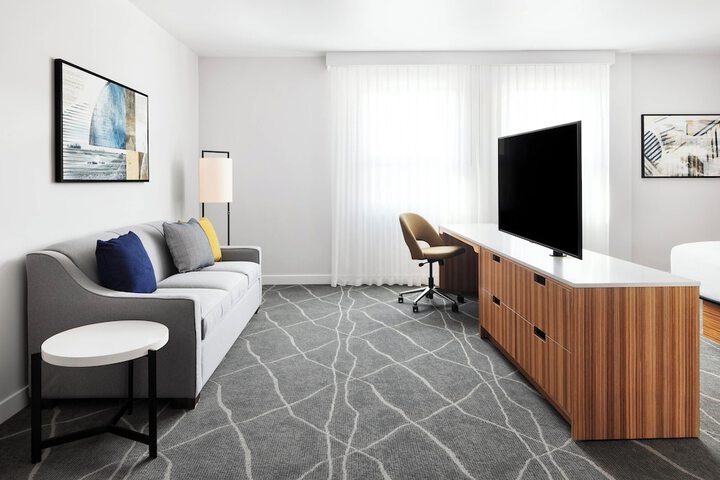 Delta Hotels by Marriott Grande Prairie Airport