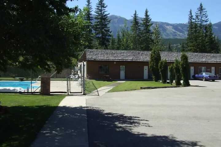 Property Grounds 56 of 56