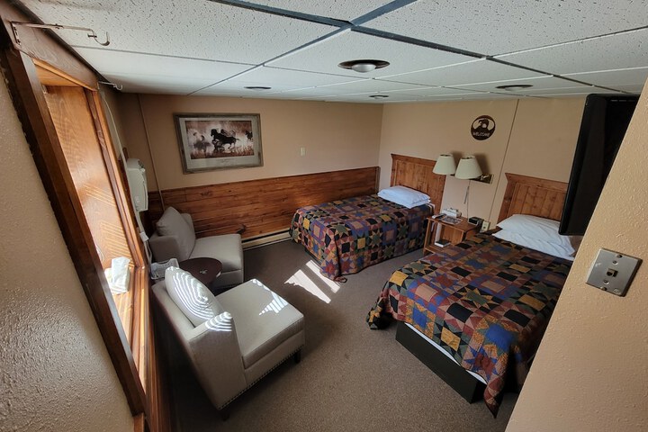Room 26 of 32