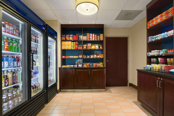 Hampton Inn by Hilton Lexington Park