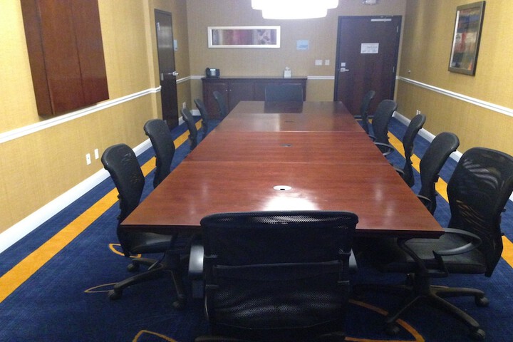 Holiday Inn Express Hotel & Suites Columbia Univ Area-Hwy 63 by IHG