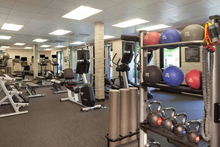 Courtyard by Marriott Oakland Airport