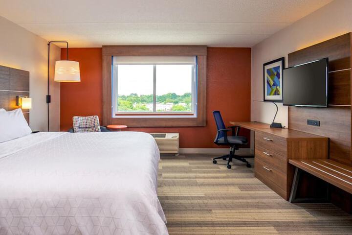 Room 40 of 60