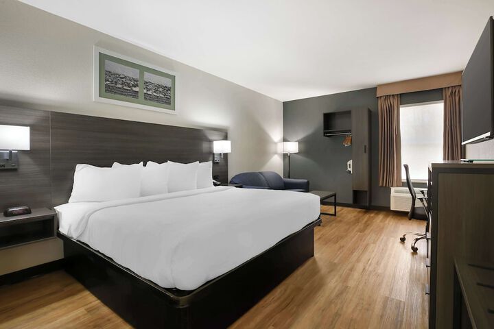 Best Western Mystic Hotel