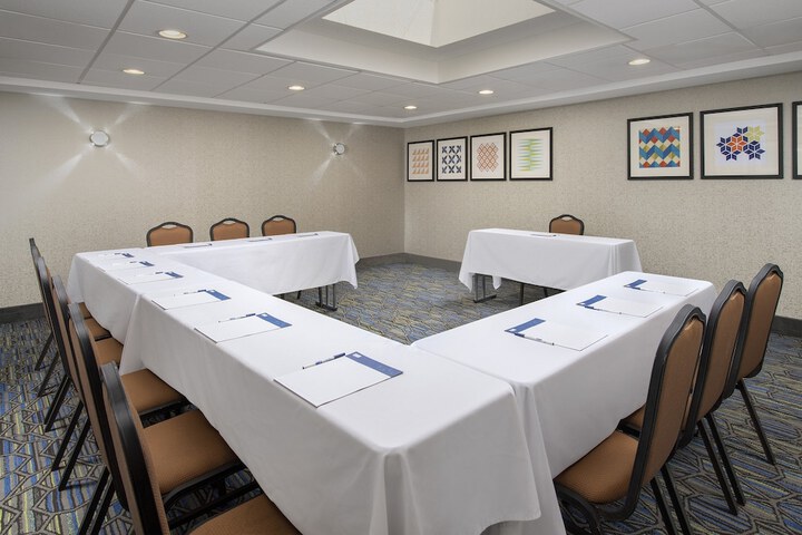 Holiday Inn Express Boston - Saugus by IHG