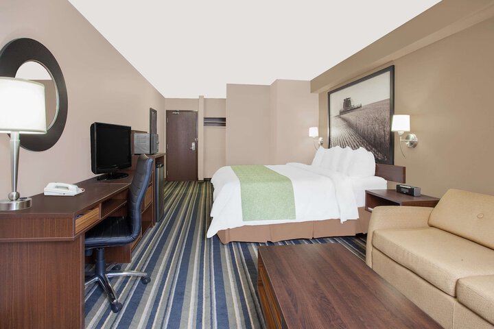 Room 7 of 23