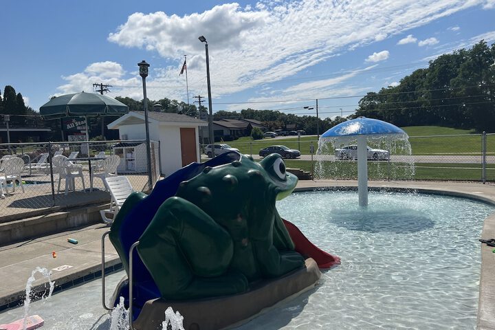 Pool 13 of 443