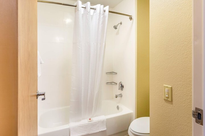 Comfort Inn DeKalb - University Area
