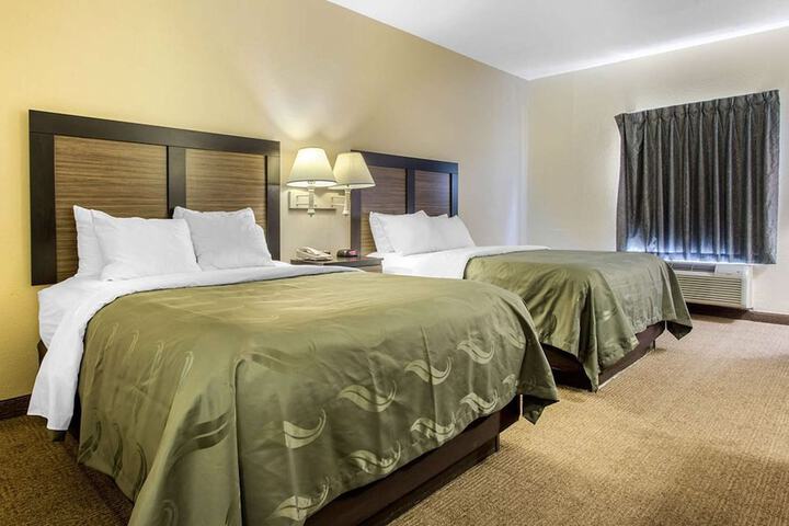 Room 21 of 29