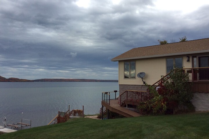 Pictured Rocks Bed & Breakfast