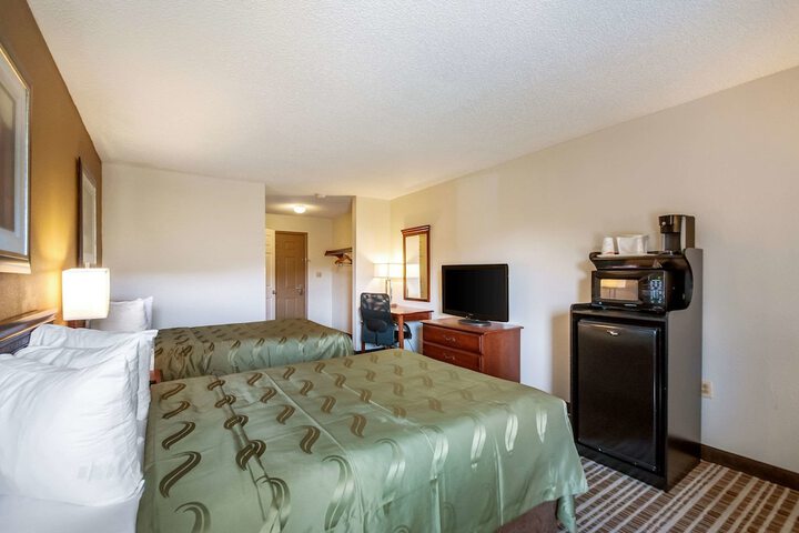 Room 26 of 35