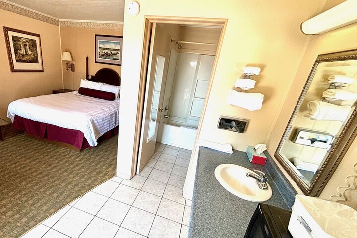 Maddox Inn