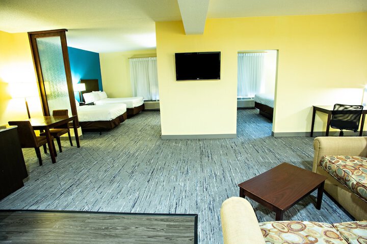Holiday Inn Express Hotel & Suites Harrisburg West by IHG