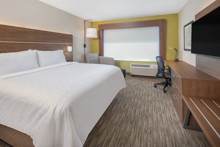 Room 19 of 32