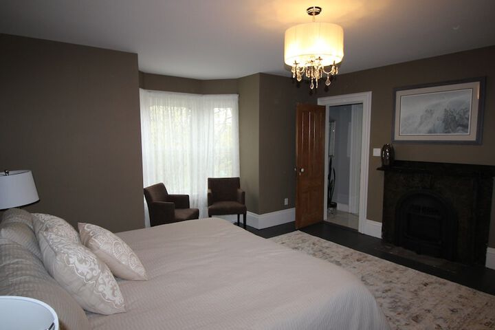 Room 22 of 30