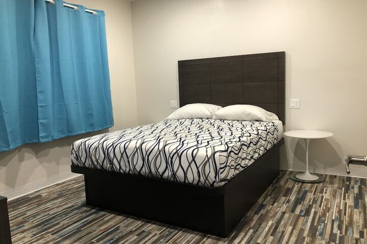 Room 20 of 32