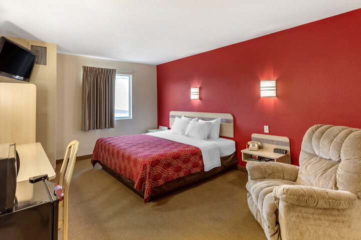 Room 36 of 51