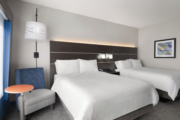 Holiday Inn Express and Suites West Memphis by IHG