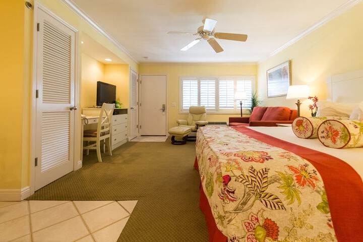 Room 112 of 145