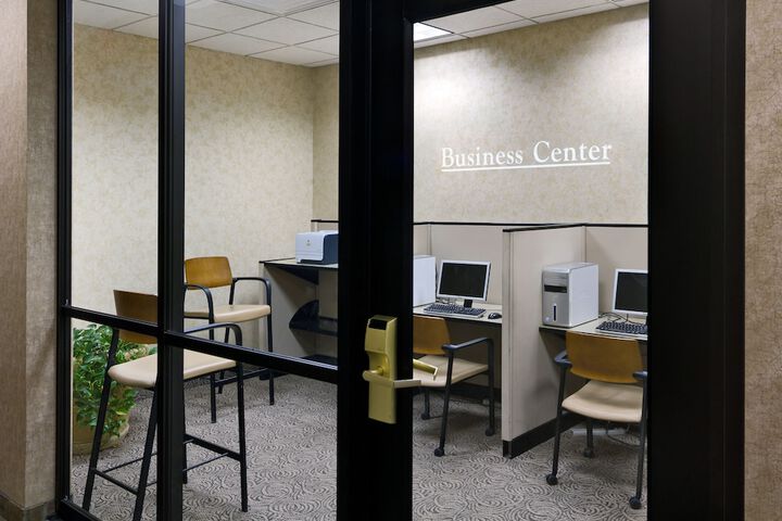 Bismarck Hotel and Conference Center