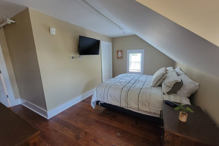 Room 17 of 49