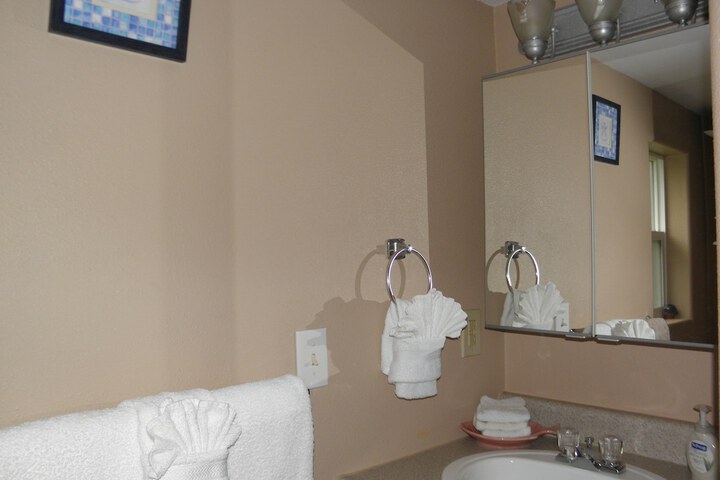 Sea Haven Motel & Guest House