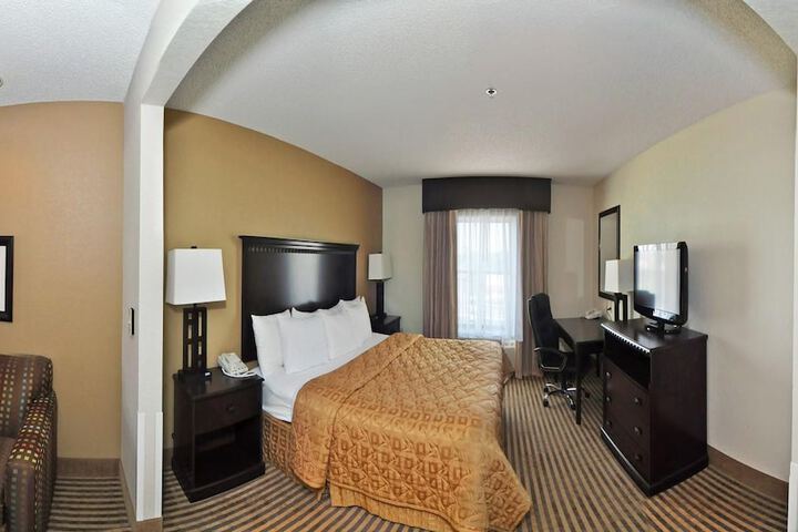 Comfort Inn & Suites Hot Springs Midtown