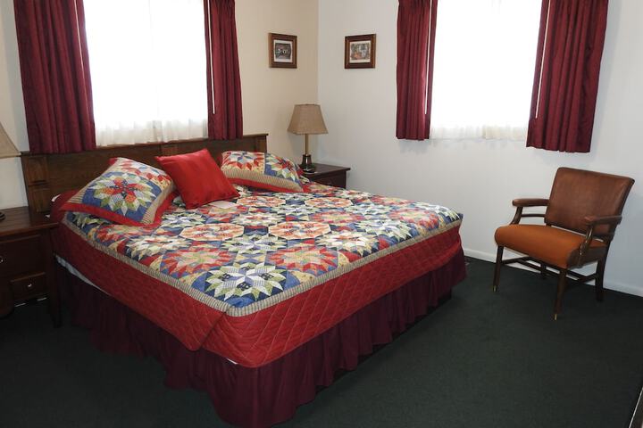 Room 8 of 44