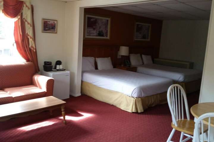 Room 11 of 39