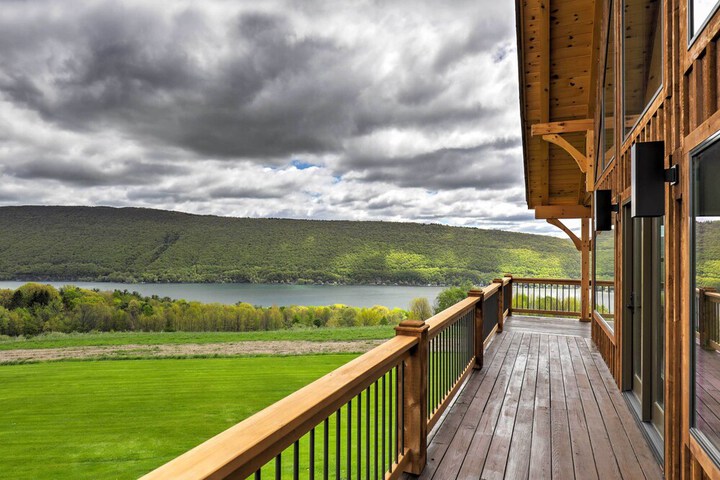 Naples Cabin w / Lake Views & Wraparound Deck!