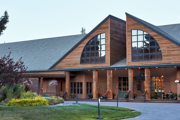 Grouse Mountain Lodge