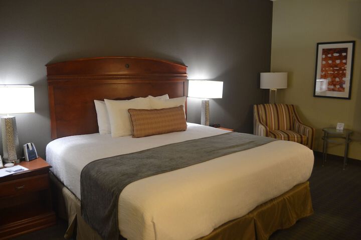 Room 10 of 23