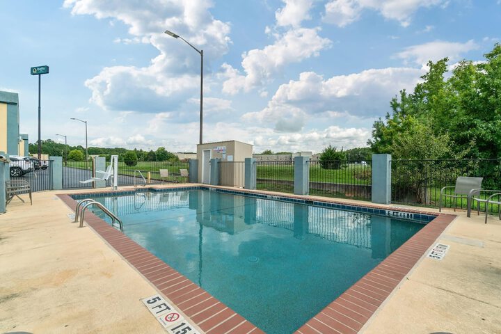 Quality Inn Adairsville - Calhoun South