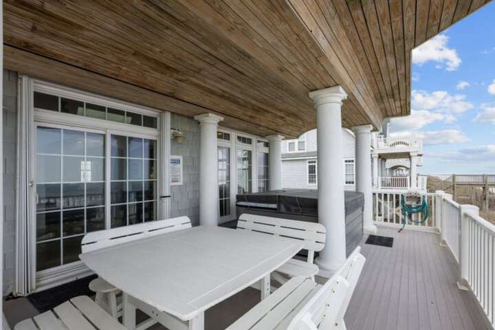 Oceans Edge by Topsail Realty