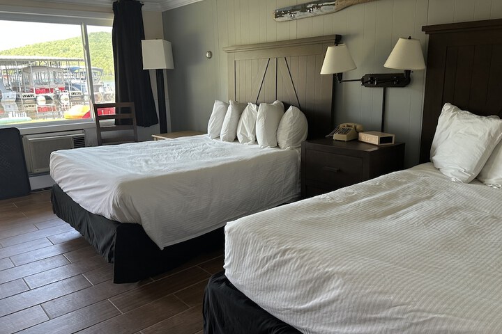 Room 17 of 41