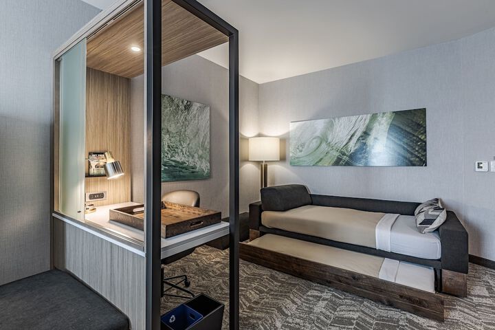 Room 20 of 42