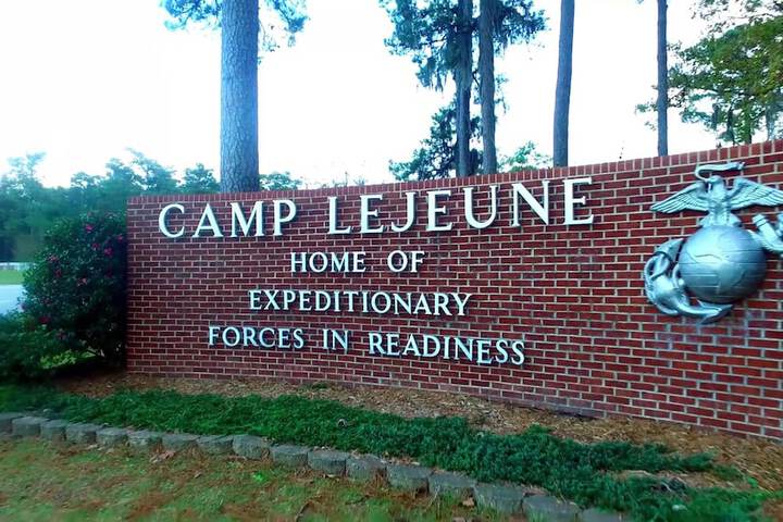 Holiday Inn Express & Suites Jacksonville Camp Lejeune Area by IHG