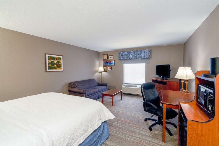 Room 7 of 29