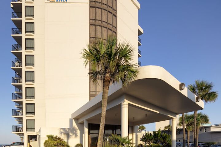 Nautilus Inn