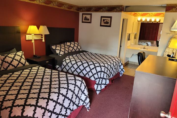 Coratel Inn & Suites by Jasper Hutchinson