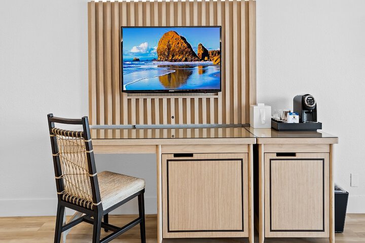 Beachcomber Resort & Club