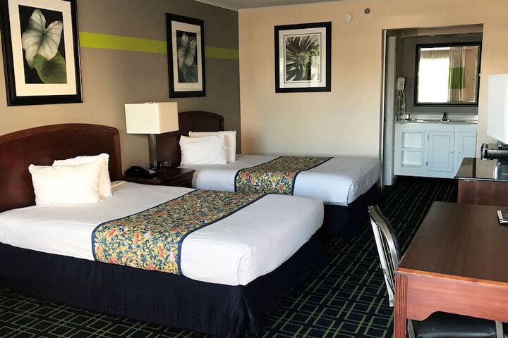 Room 40 of 48