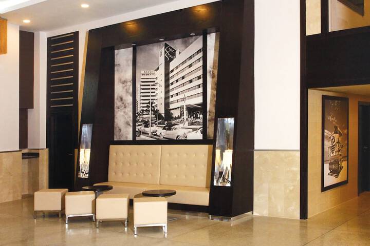 Hotel Interior 11 of 47